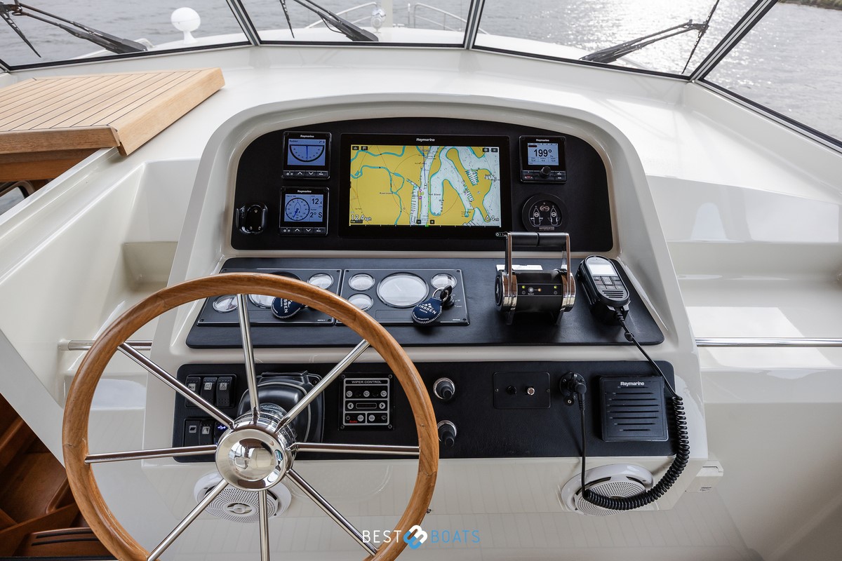 foto: 20 Linssen Grand Sturdy 470 AC Mark II Twin