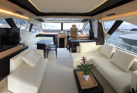 foto: 4 Azimut 77 S