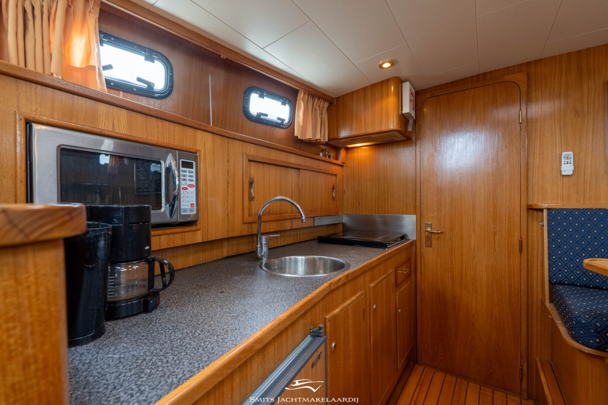 foto: 11 Valkkruiser Valkkruiser 14.00 AK Cabrio