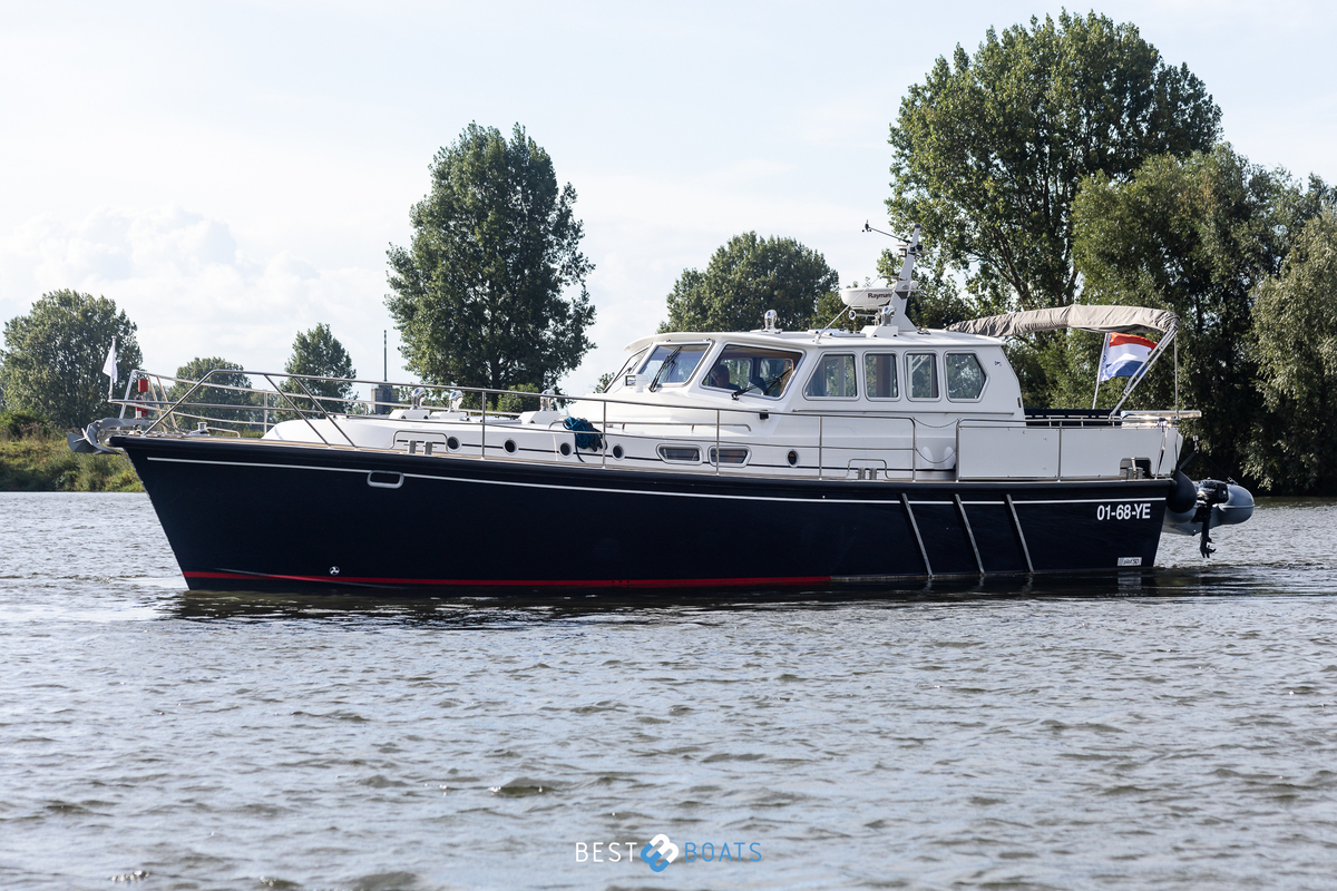 foto: 12 Pilot 50