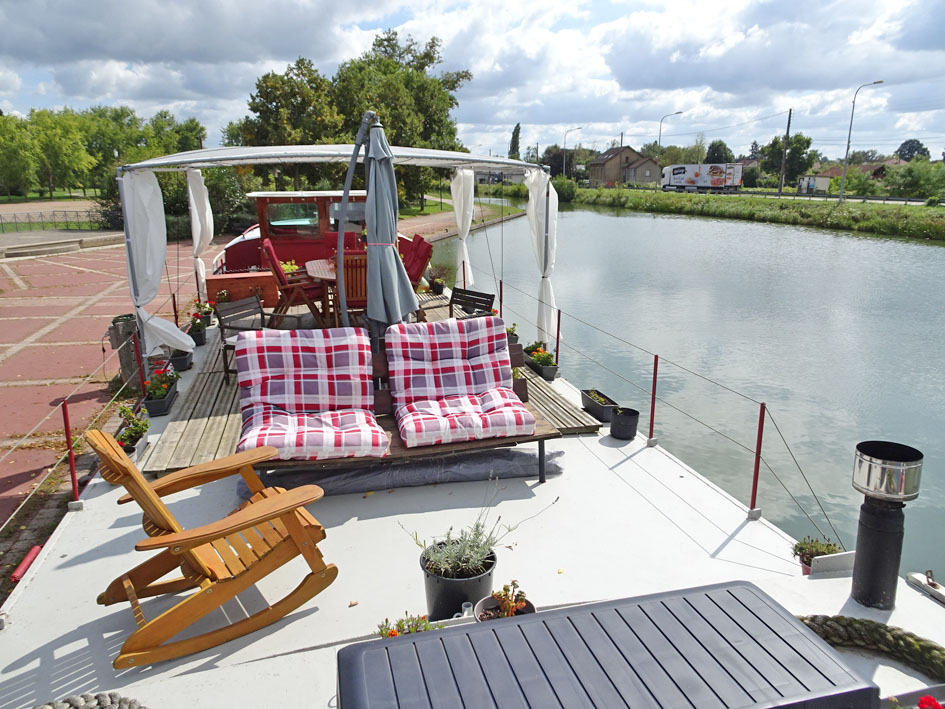 foto: 16 Spits Varend Woonschip 30.53 met UBC