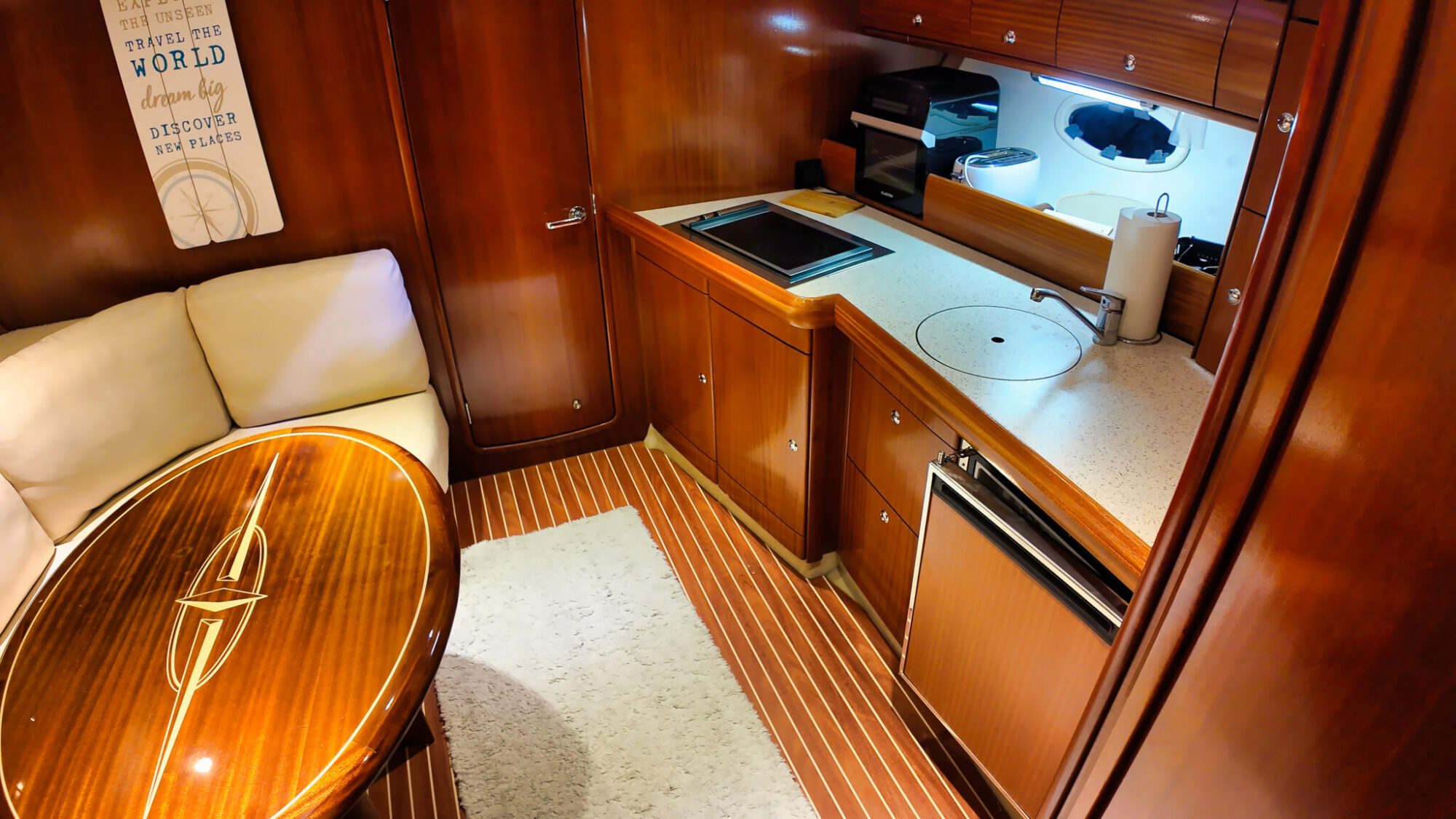 foto: 12 Bavaria Bavaria 37 HT Hardtop