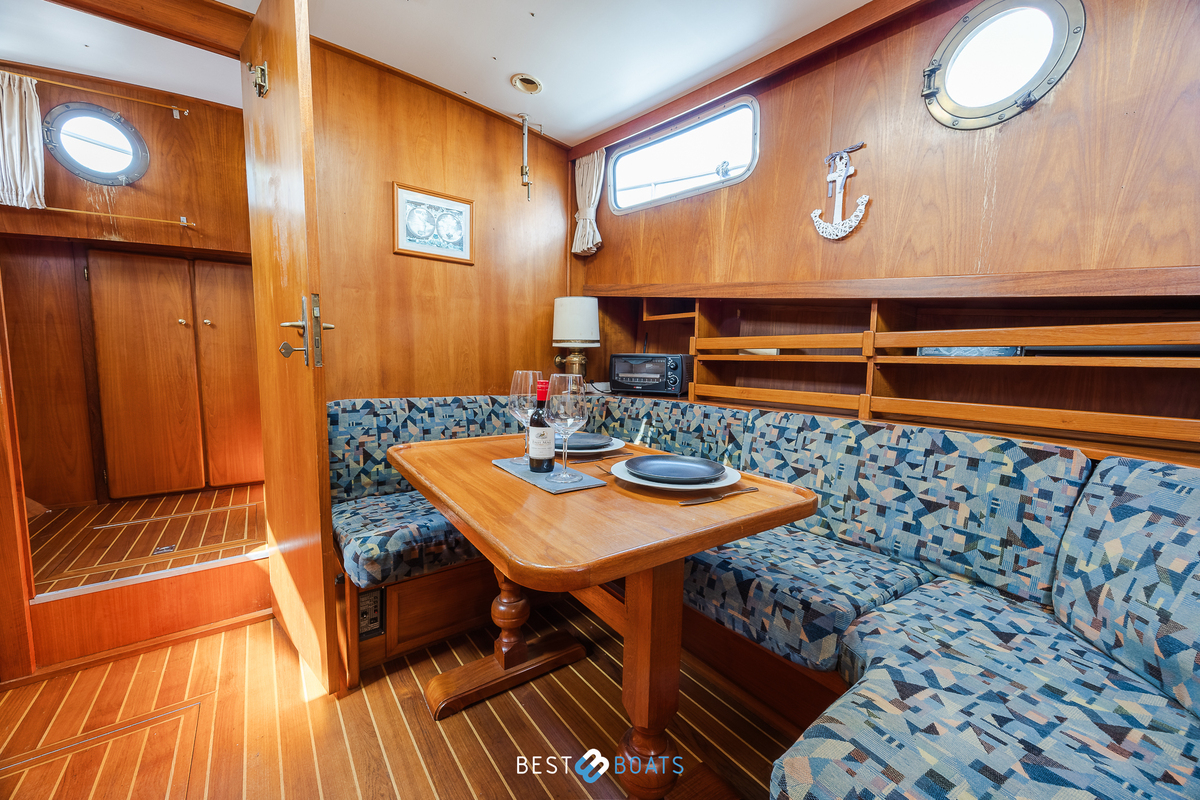 foto: 6 Linssen St. Jozef 1050 AK 