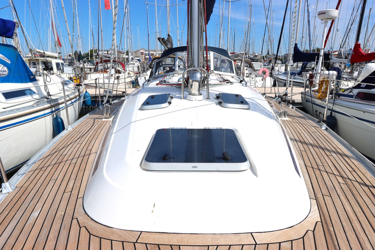 foto: 27 Bavaria  38-3 Cruiser