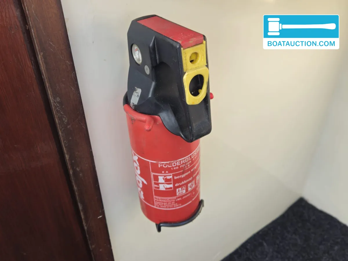 foto: 33 Fairline 21 Weekender