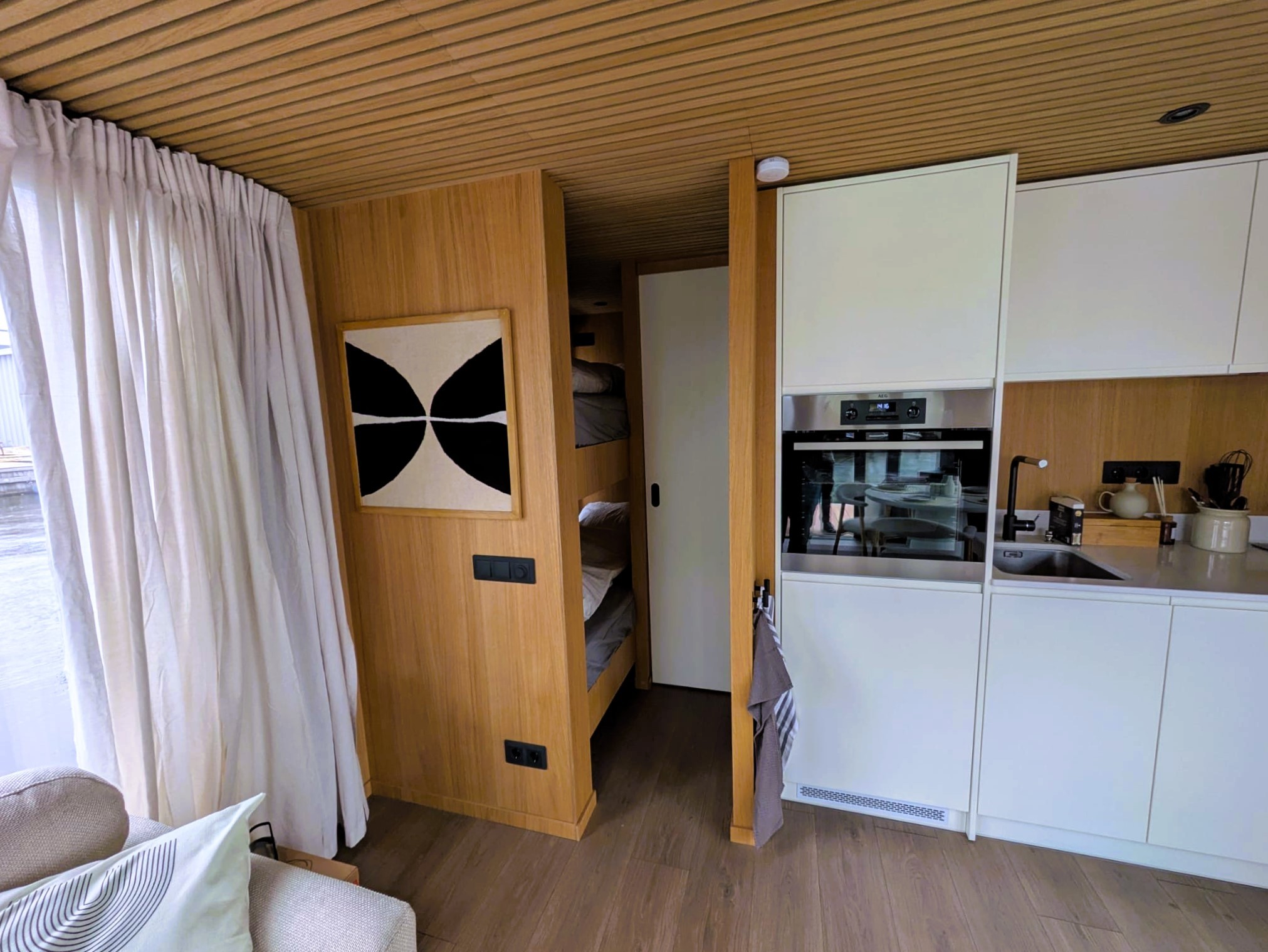 foto: 10 Surla 12 Houseboat Met (koop)ligplaats