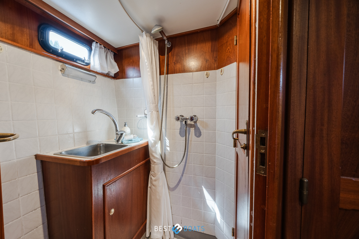 foto: 6 Vacance 10.50 AK