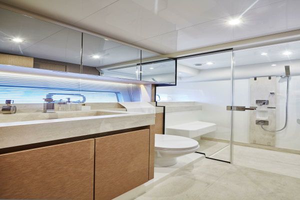 foto: 6 Prestige 620 S