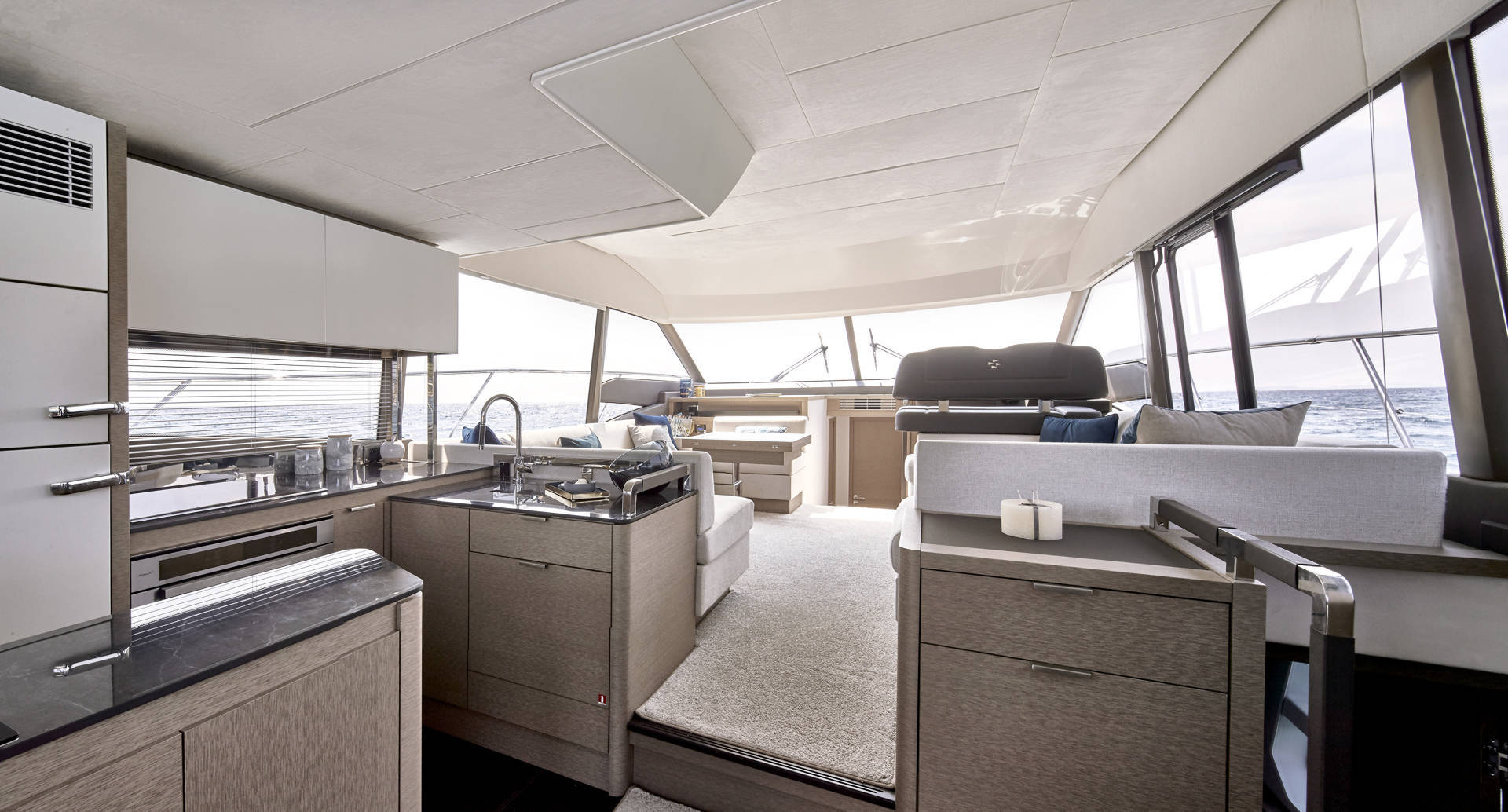 foto: 4 Prestige 590 Flybridge #97