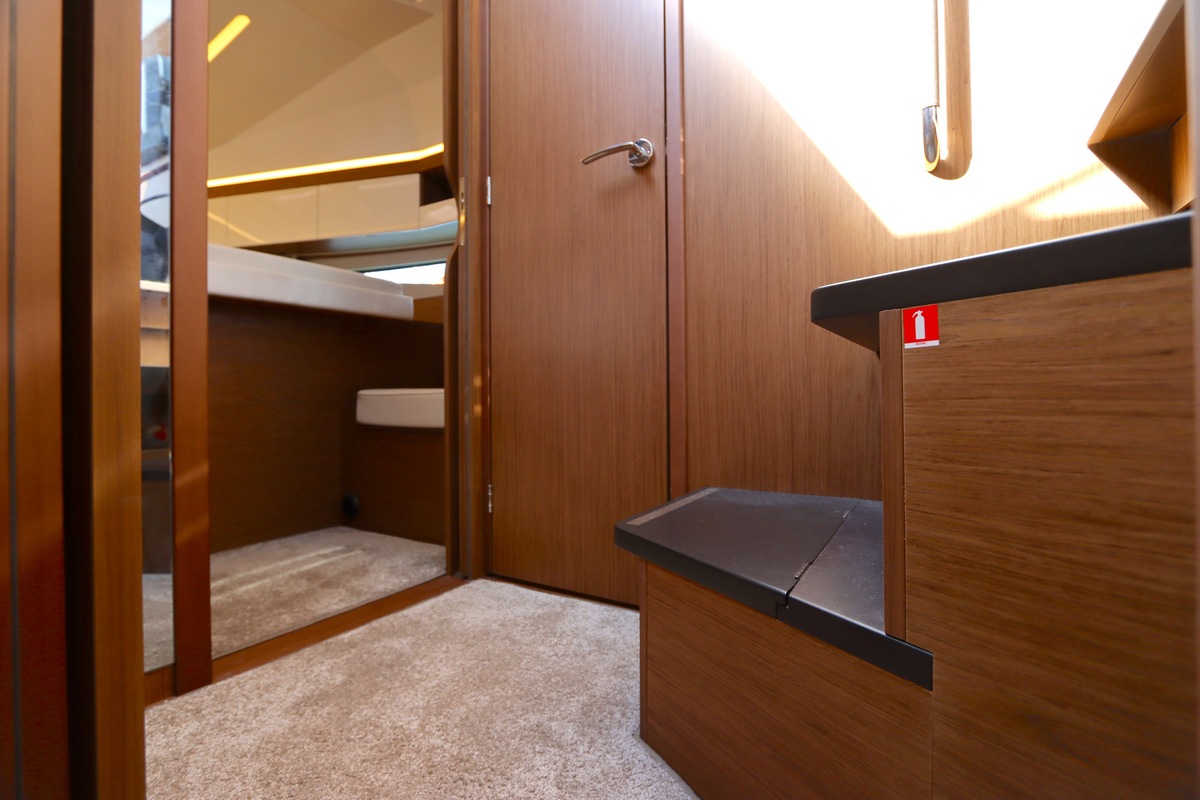 foto: 9 Jeanneau NC 33