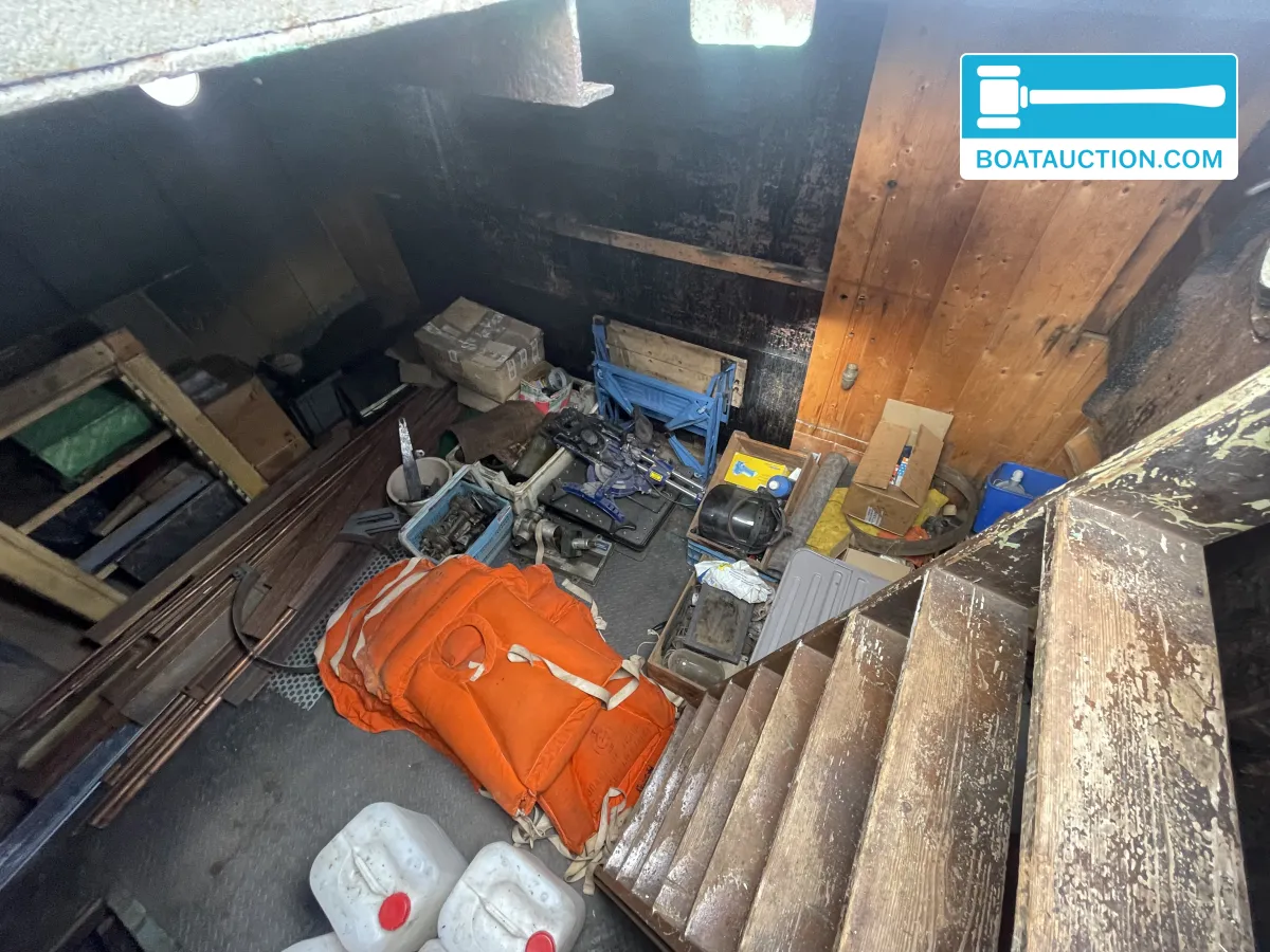 foto: 16 Sleepboot 2200