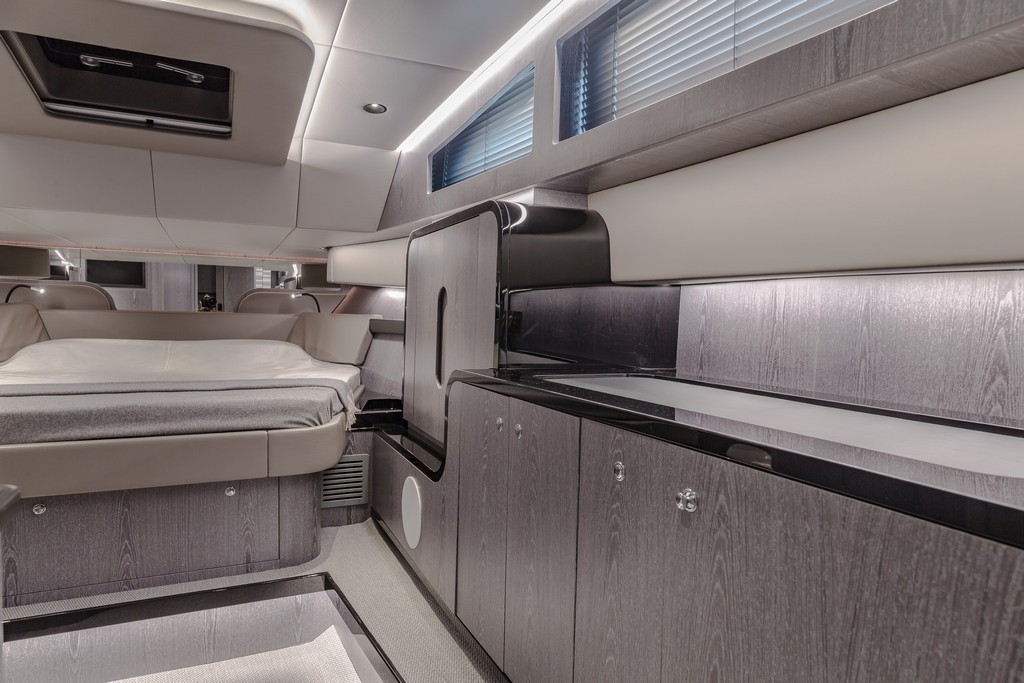 foto: 16 Canados 493 GLADIATOR GRANDE