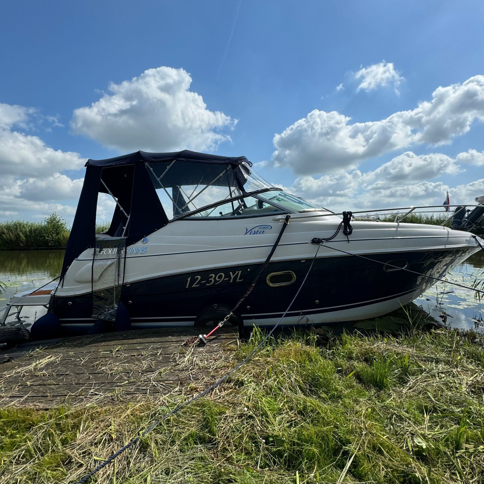 foto: 14 Four Winns Four Winns 248 Vista