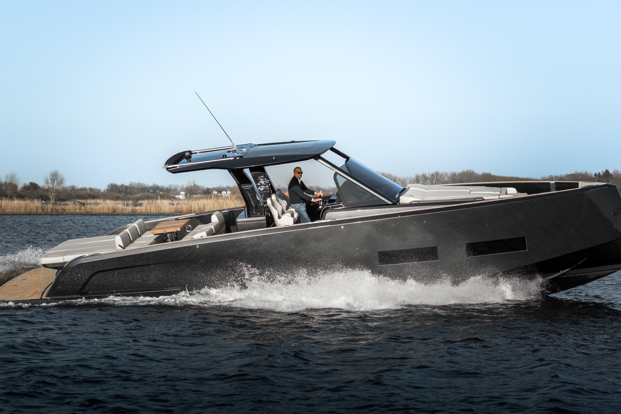 foto: 11 Pardo Yachts 43