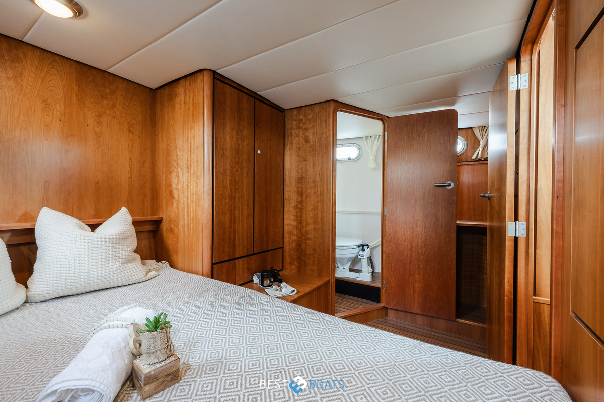 foto: 14 Linssen Grand Sturdy 34.9 AC