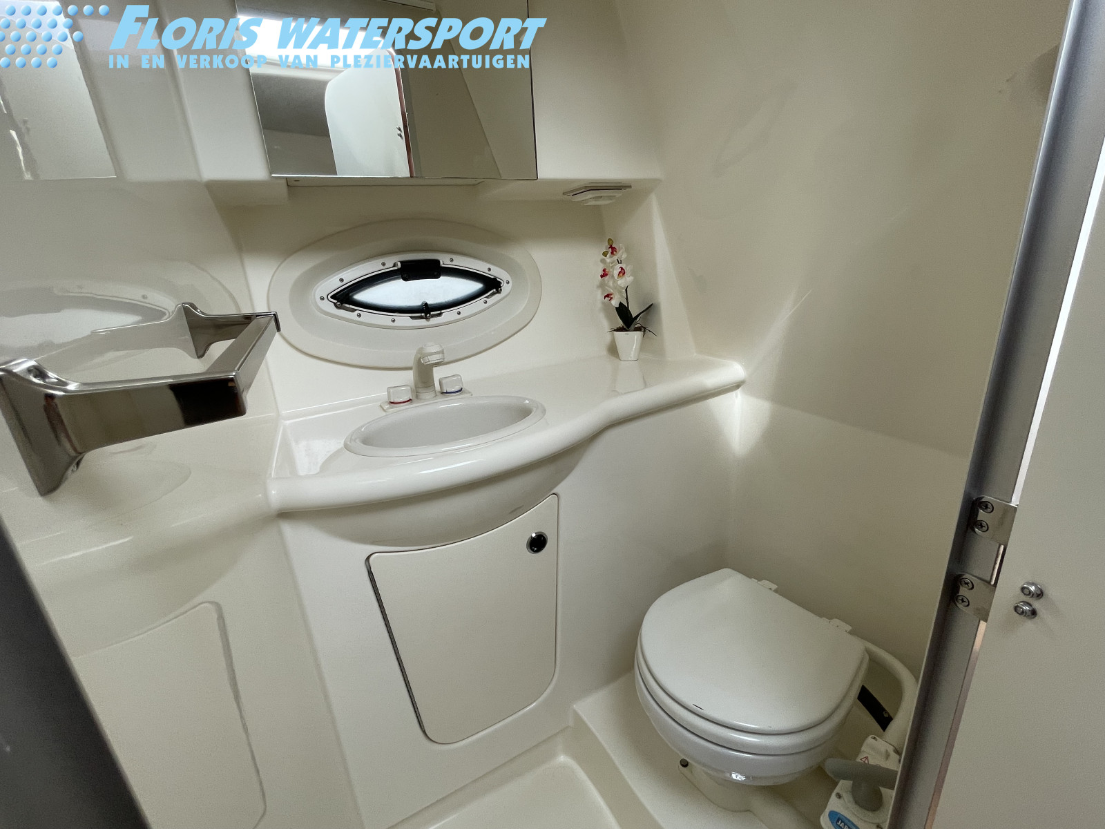 foto: 5 Bayliner  265