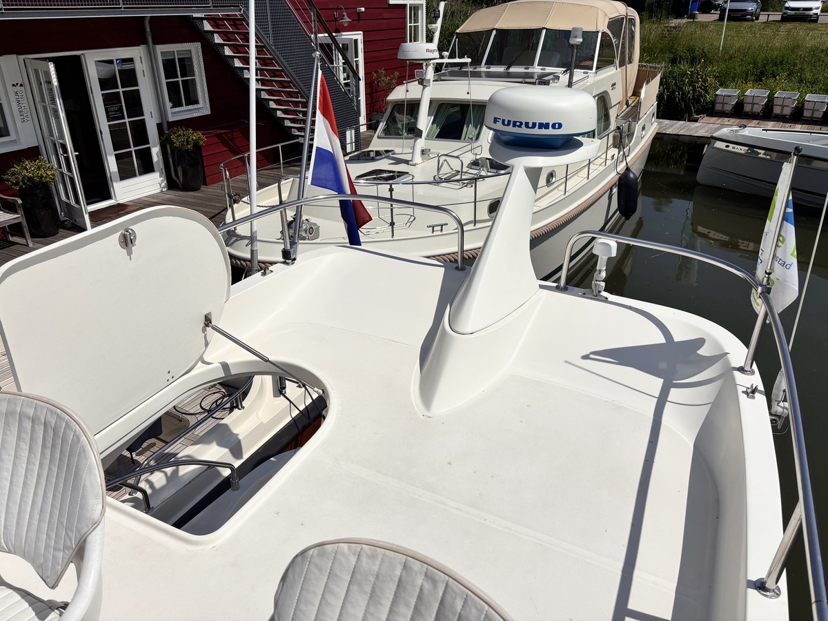 foto: 5 Rodman  30 Cruiser Flybridge 