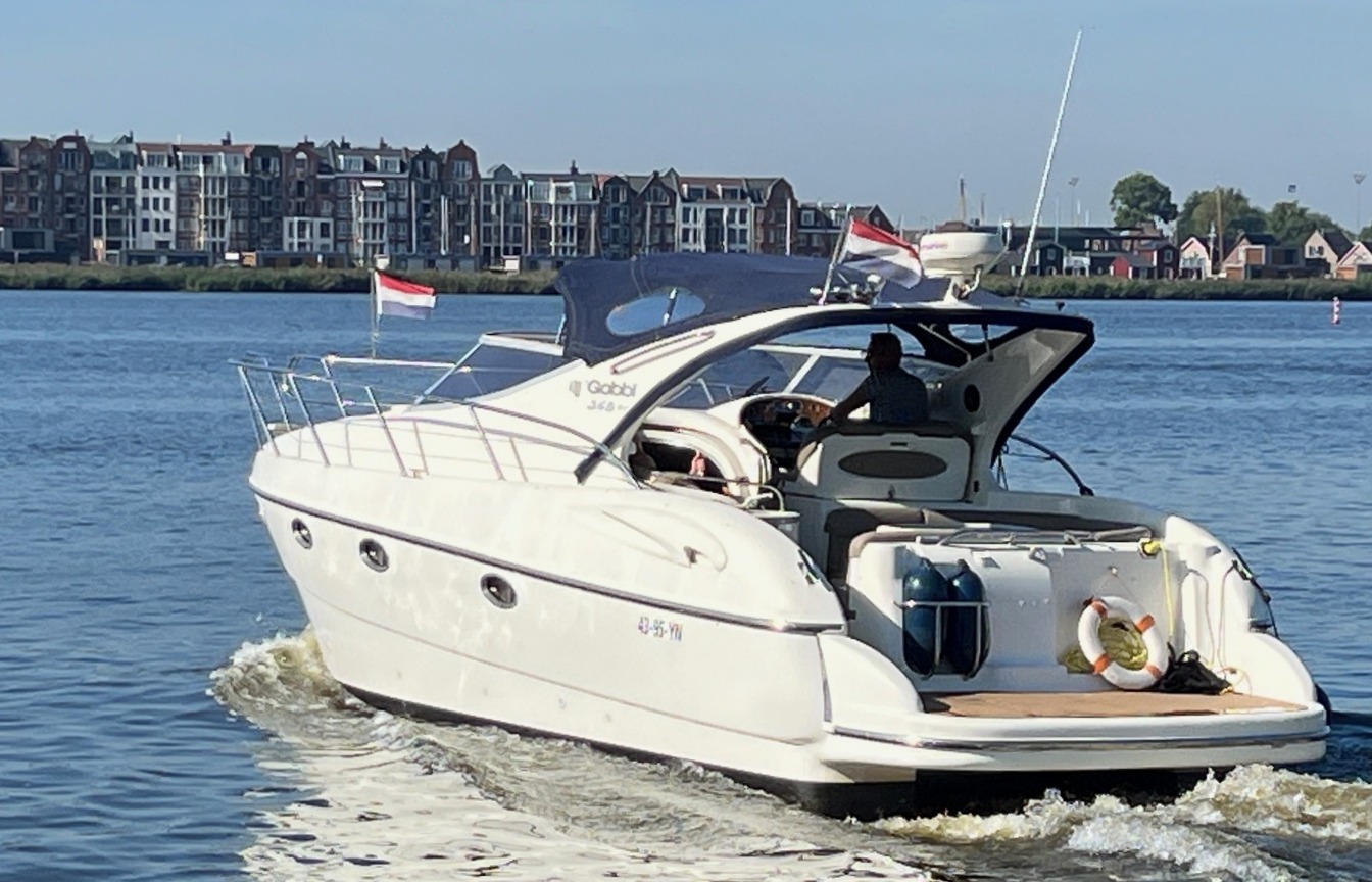 foto: 7 Gobbi Gobbi 345 SC