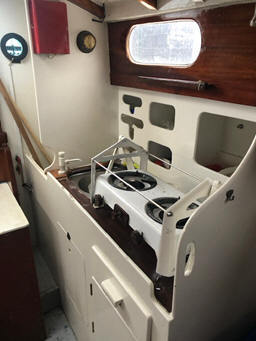 foto: 5 Golden Hind 31