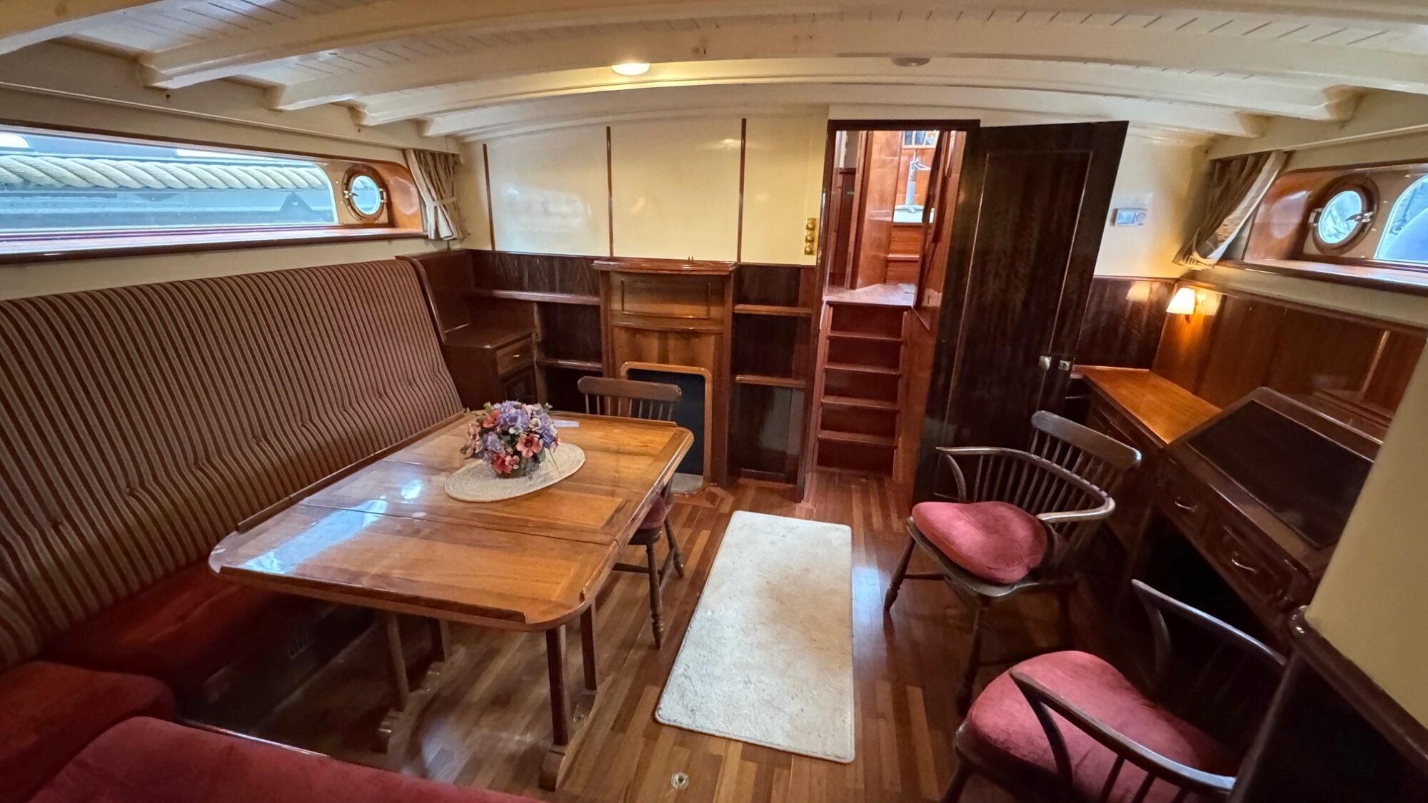 foto: 18 Silver Silver Rondspantkotter 19.44 VS