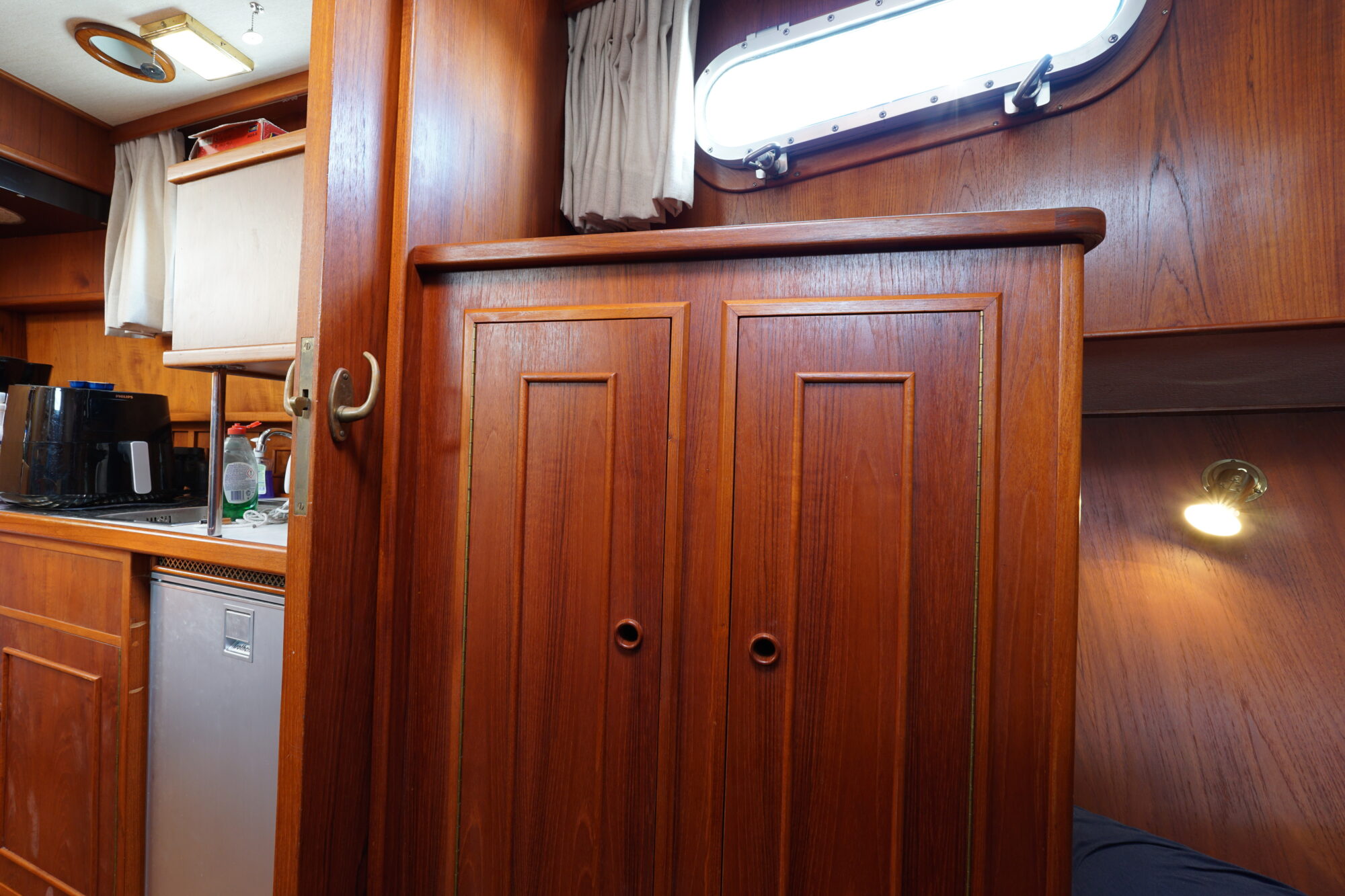 foto: 33 Damen Damen Pushy Cat 15.00 AK Cabrio