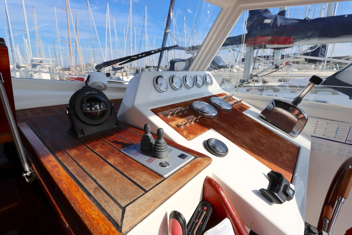 foto: 12 St Tropez 920