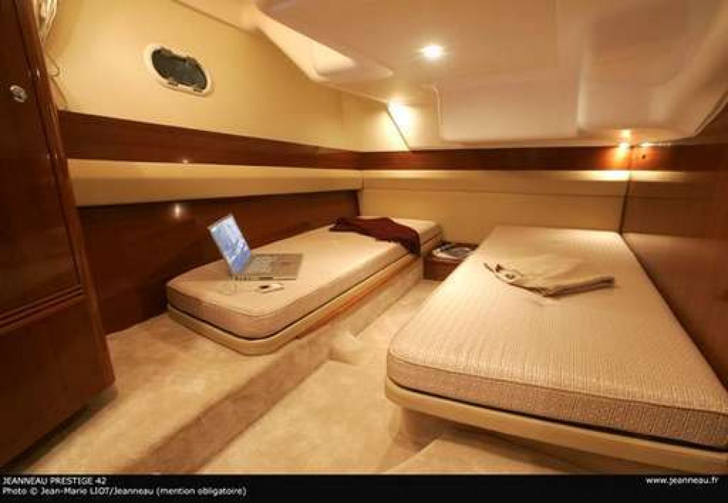 foto: 9 Prestige  46 Fly