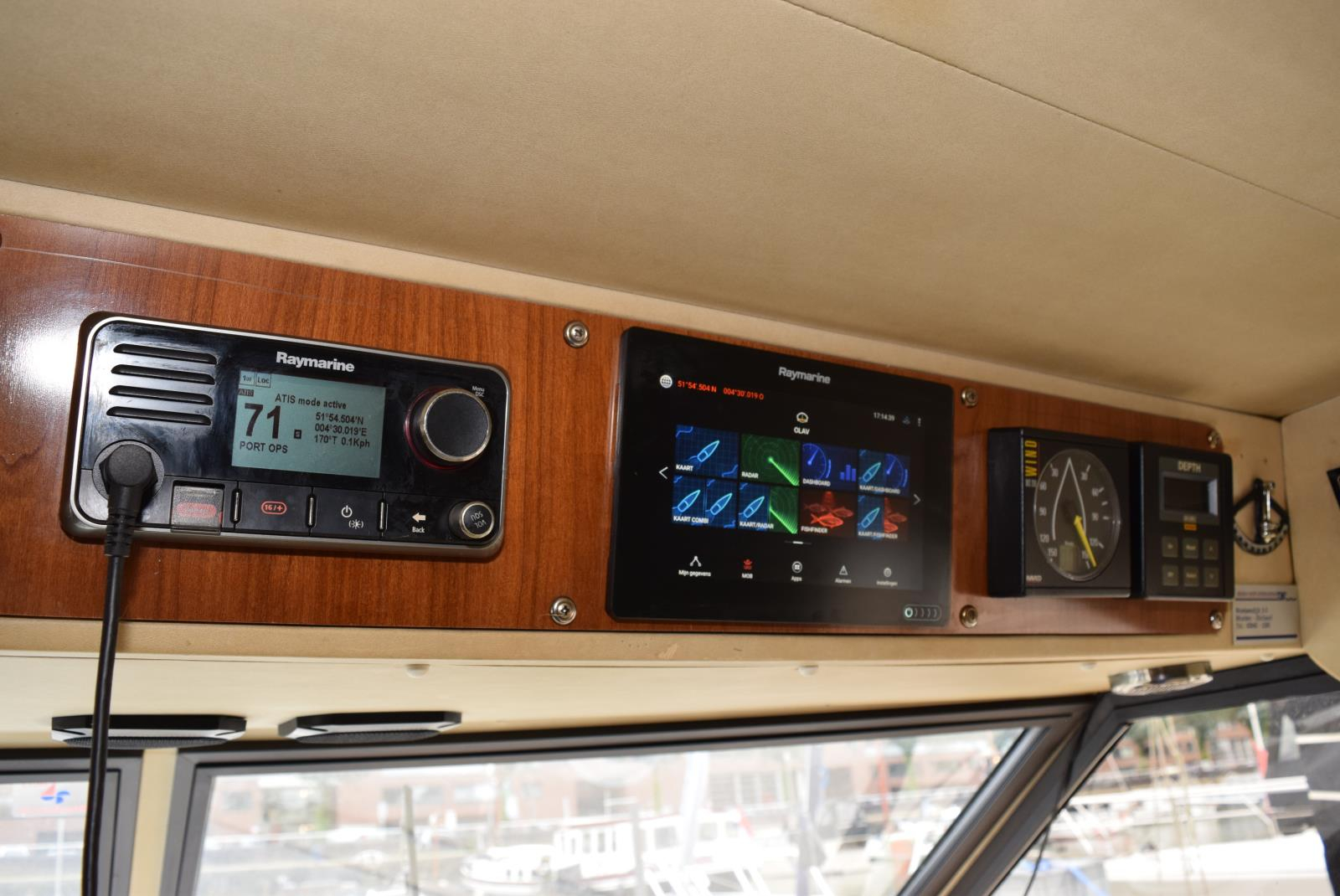 foto: 14 Princess 388 Flybridge