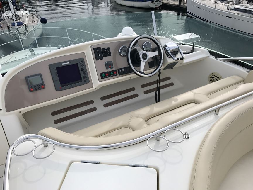 foto: 14 Prestige  46