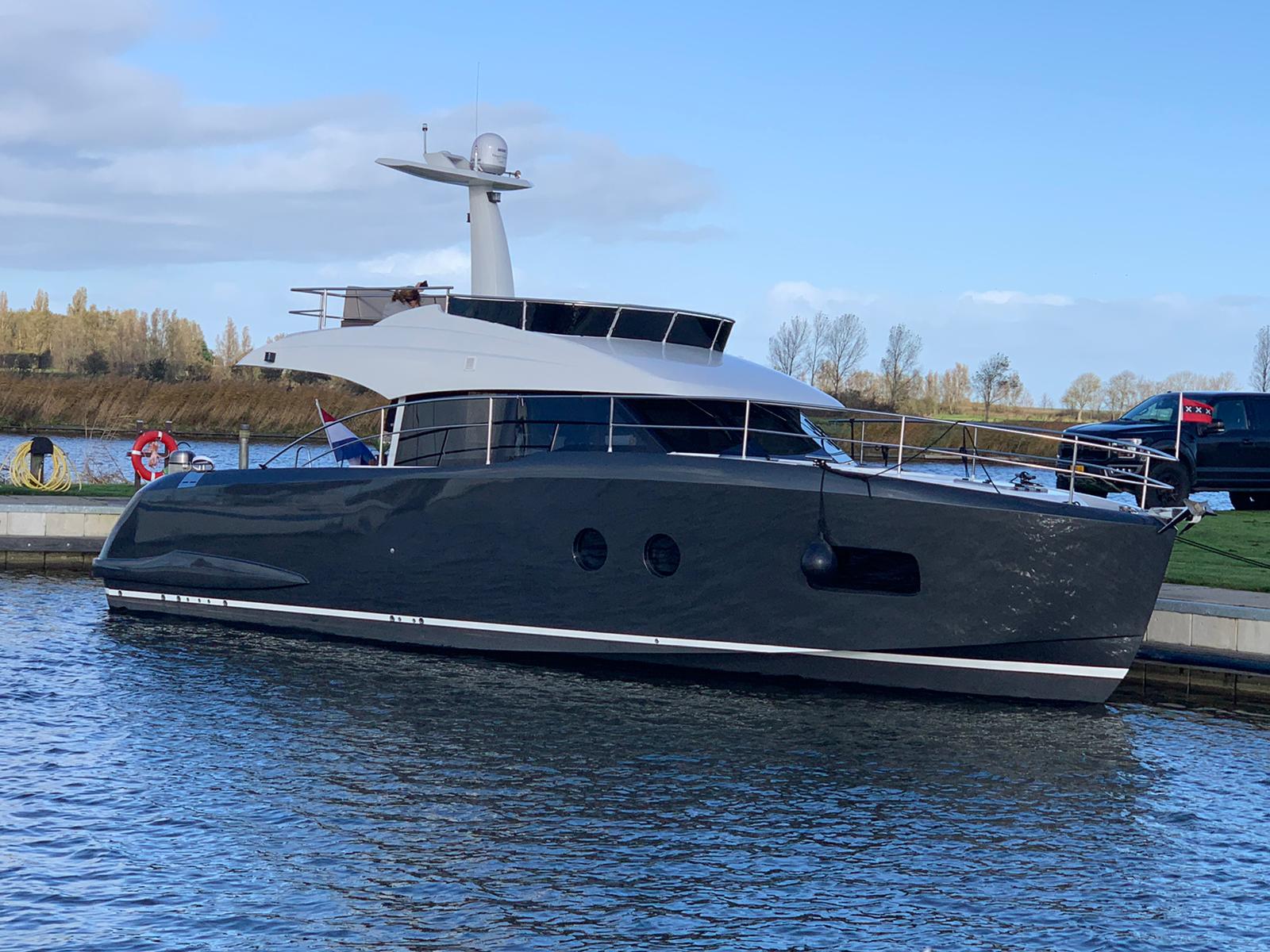 foto: 9 Van Der Heijden Hayden 430 Fly