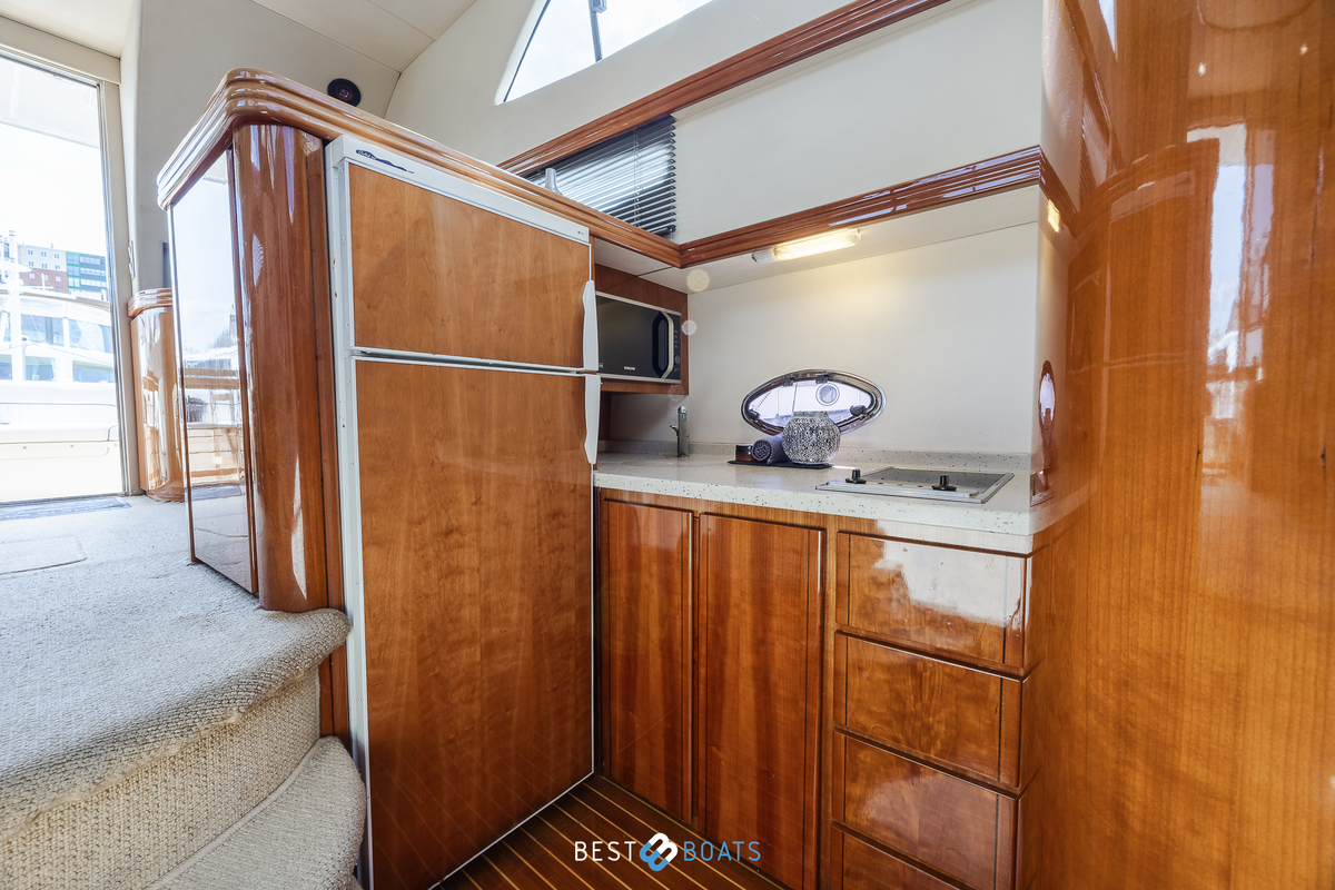 foto: 9 Rodman R-38