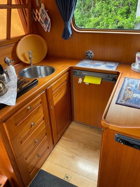 foto: 14 Skutsje Buitenst Vallaat