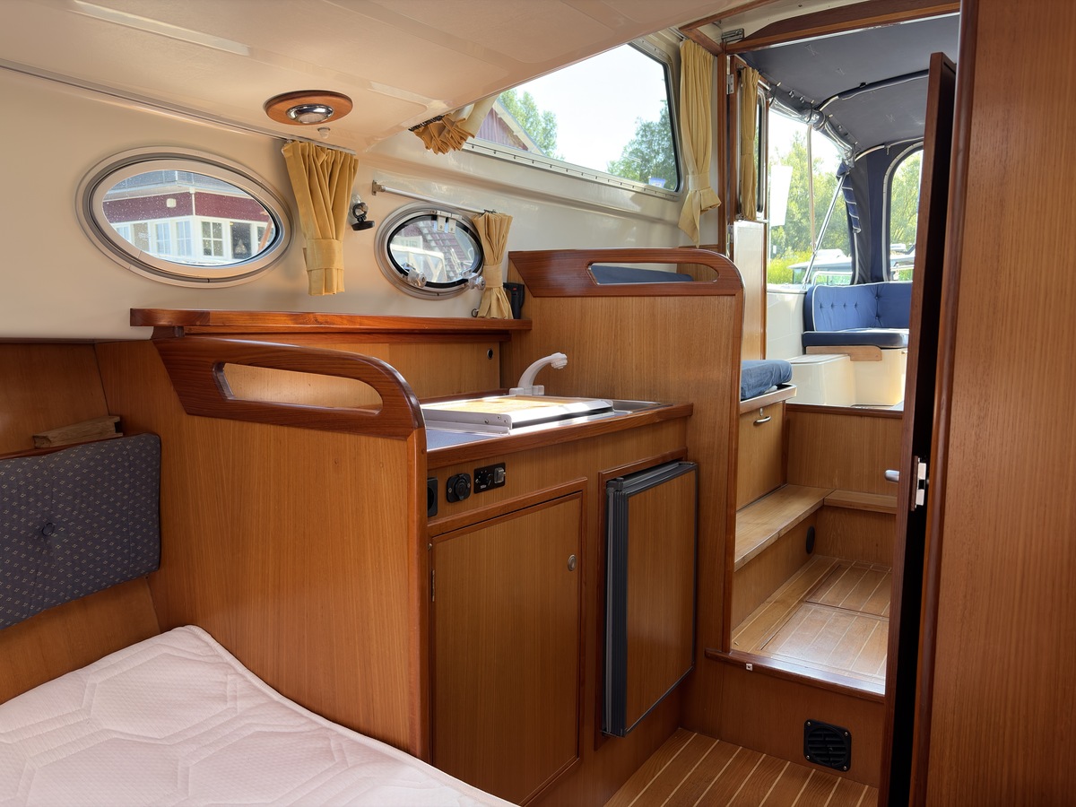 foto: 7 Maril  900 Classic 