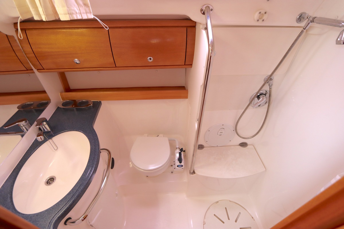 foto: 24 Bavaria 42-3 Cruiser