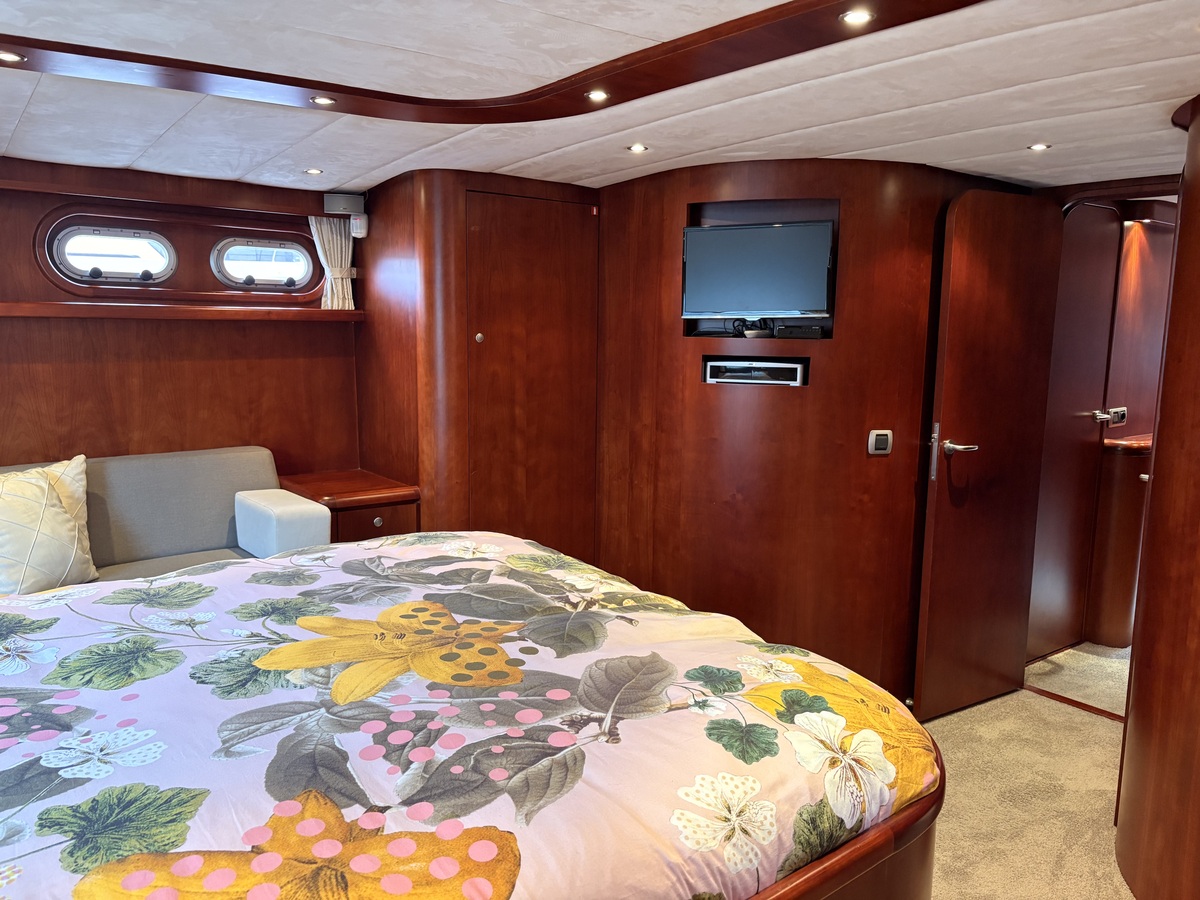 foto: 8 Pacific Prestige 190