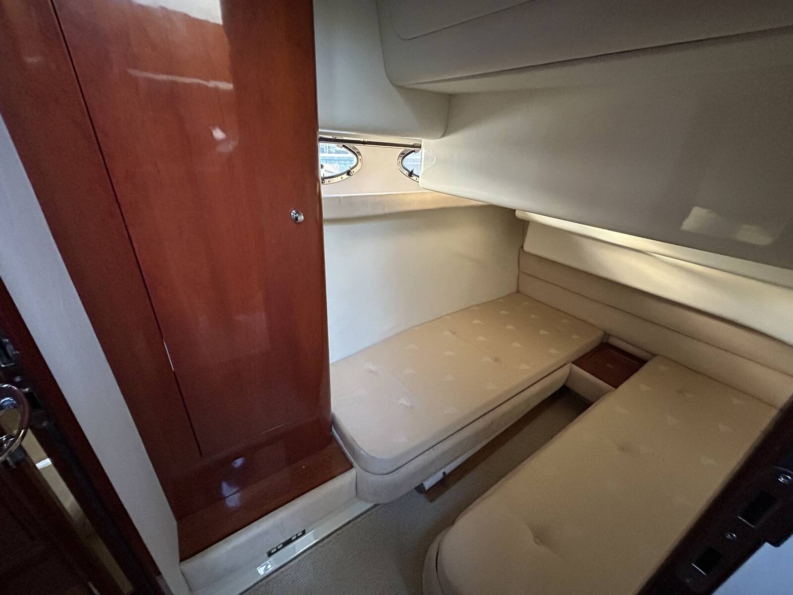 foto: 5 Fairline  Phantom 43