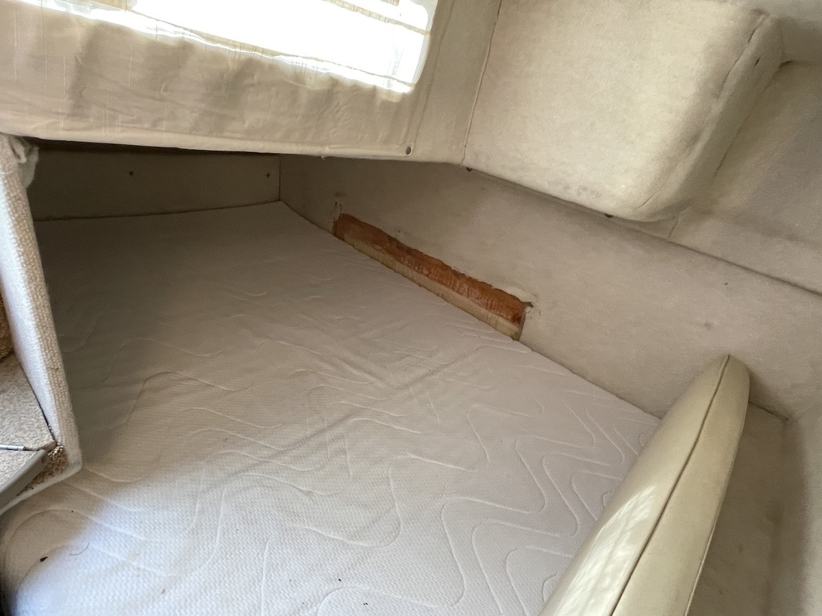 foto: 6 Bayliner 2455 Ciera