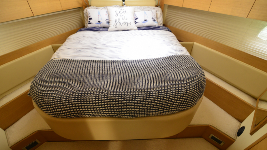 foto: 5 Fairline Phantom 48