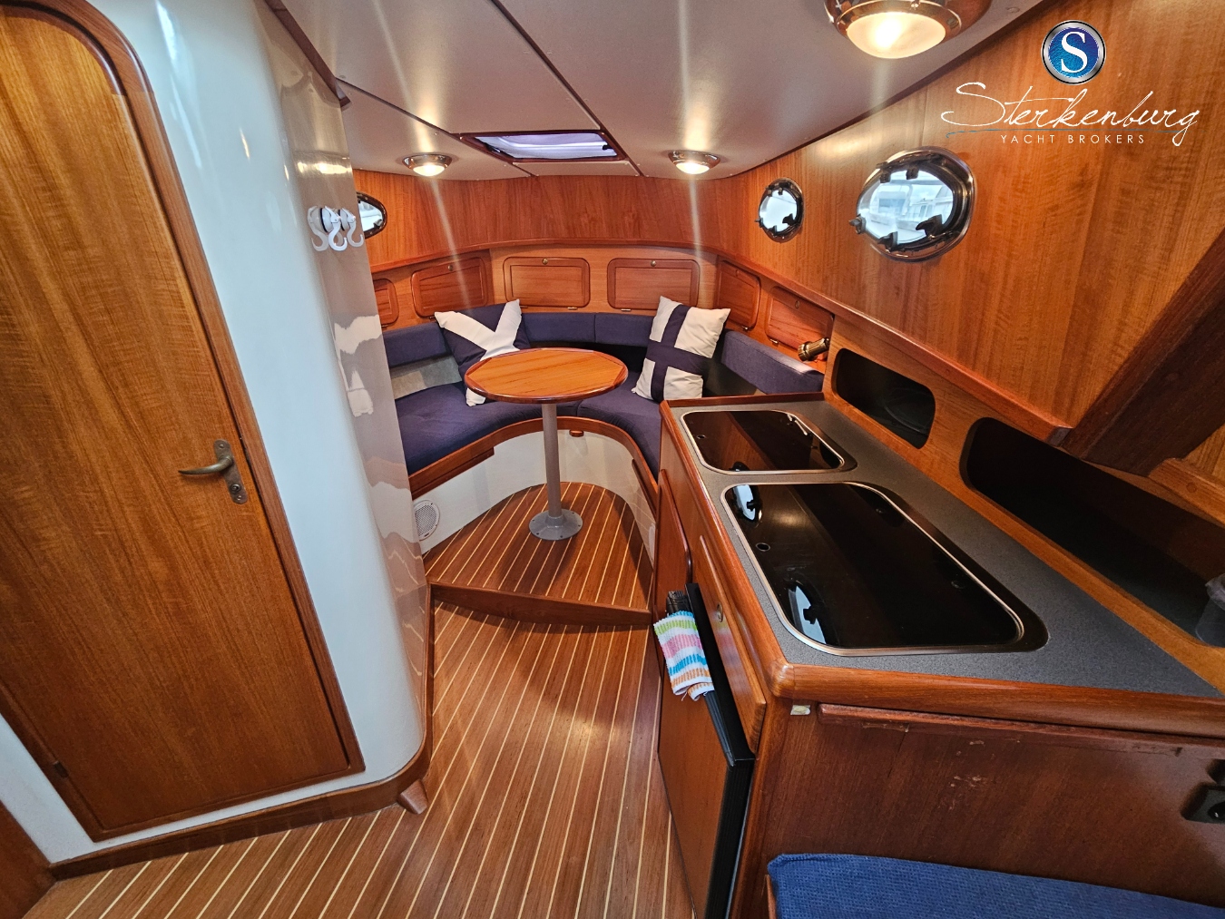 foto: 35 Makma 900 Cabin