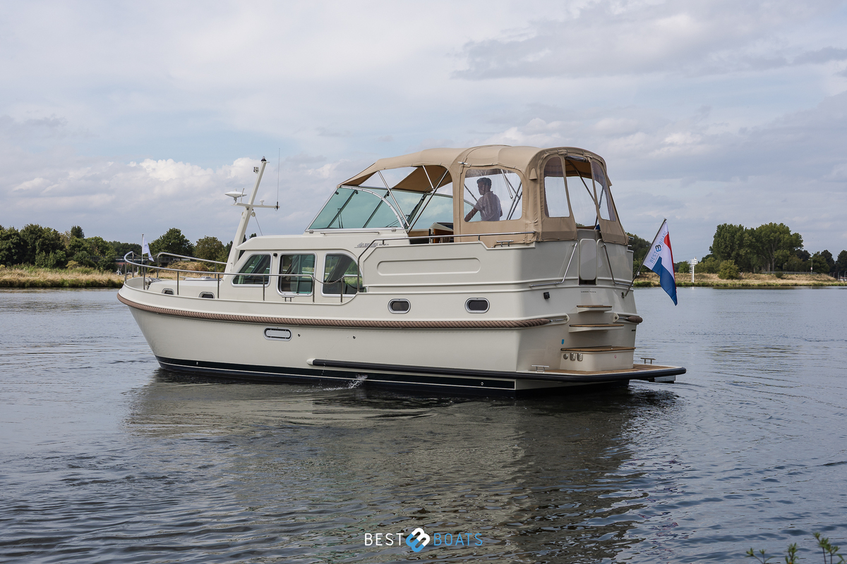 foto: 12 Linssen Grand Sturdy 35.0 AC
