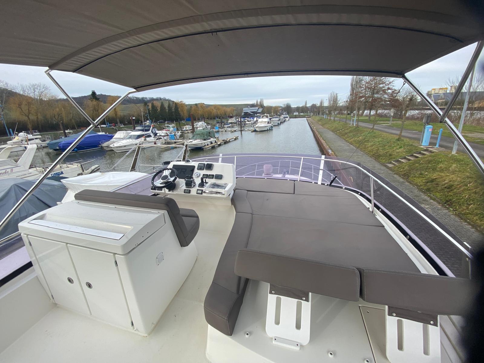 foto: 8 Prestige 500 Fly