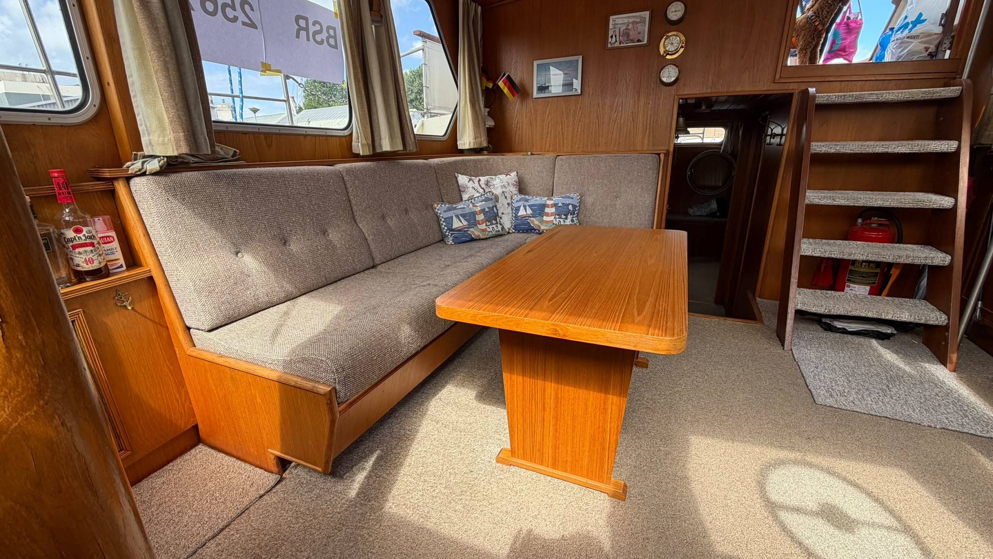 foto: 6 Van Der Valk 1300 Fly Bridge