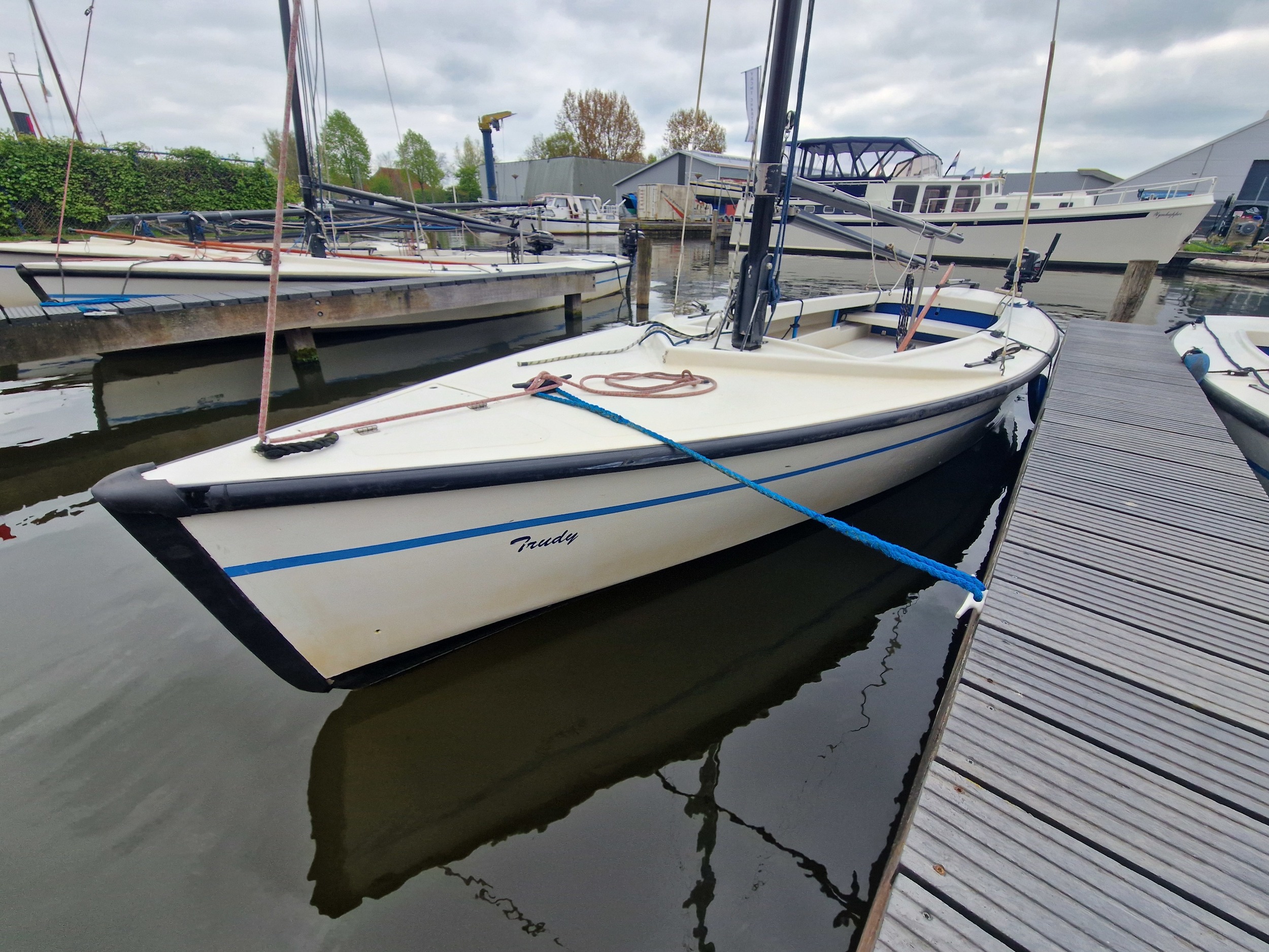 hoofdfoto: 1 Polyvalk 6.65