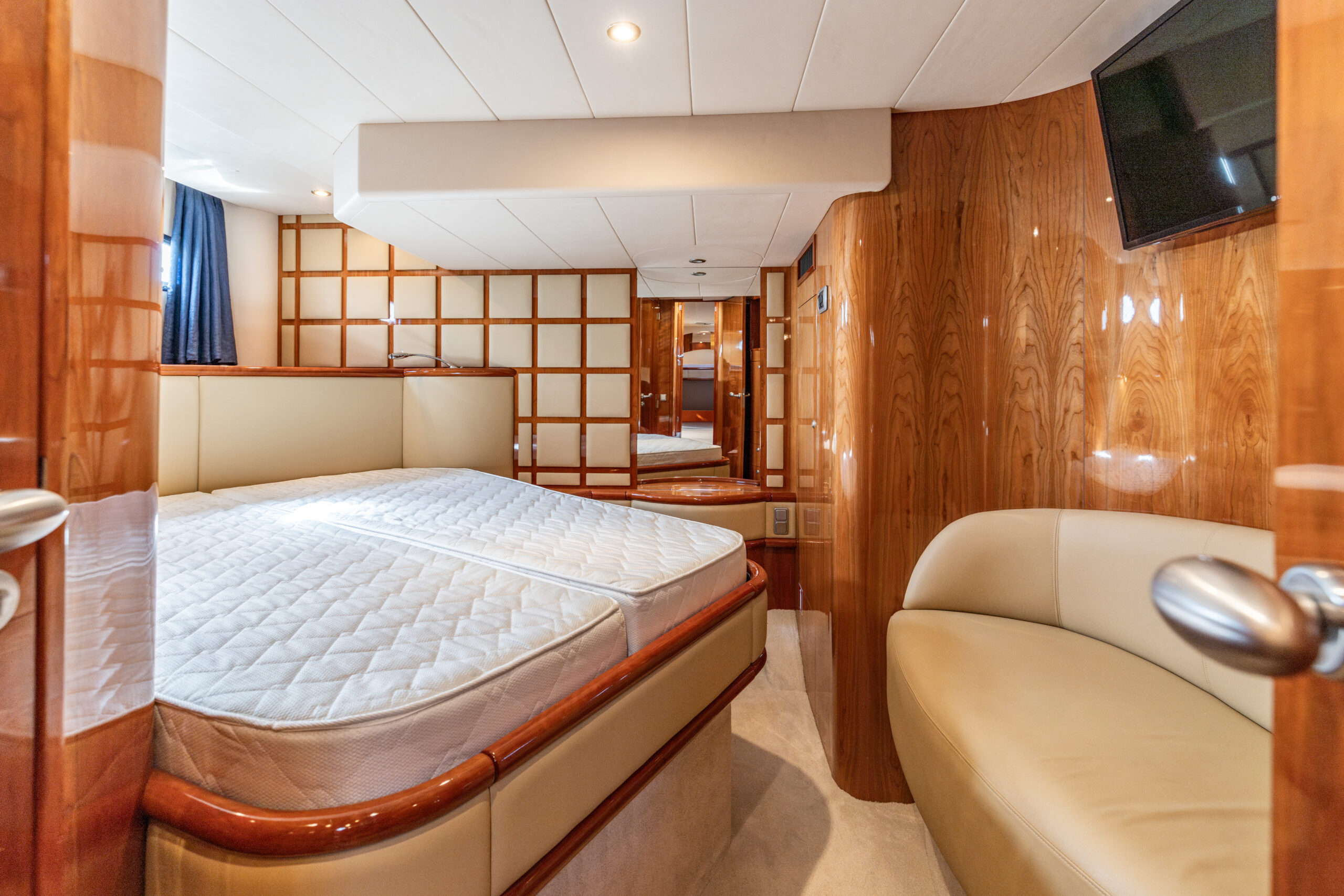 foto: 8 Neptunus 55 Sport #13 PACIFIC