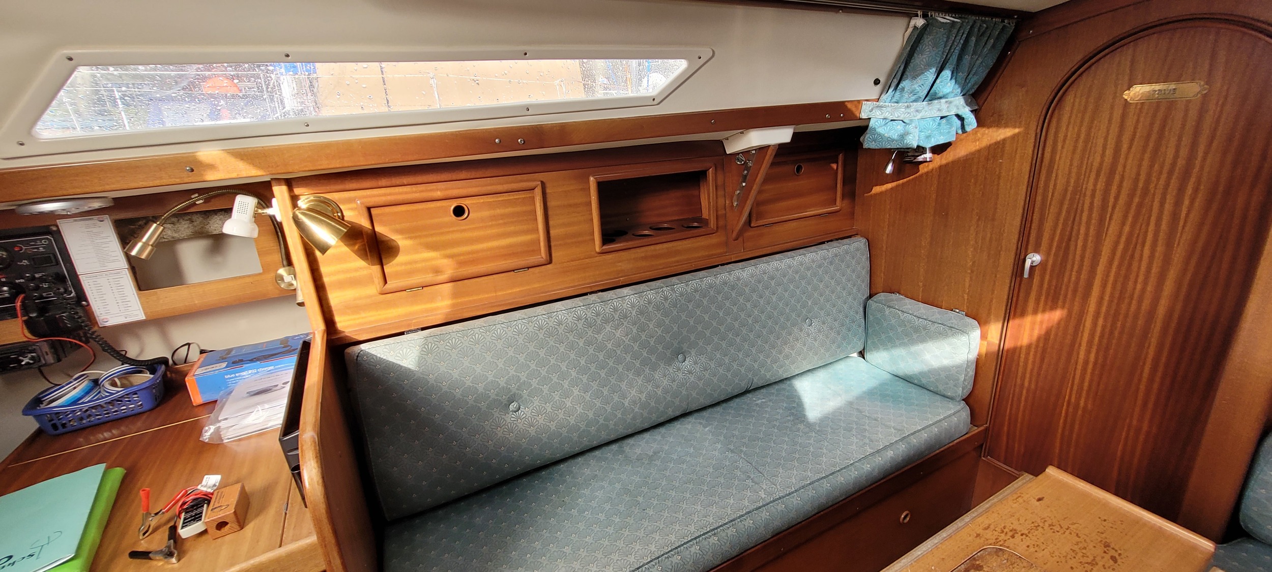 foto: 10 Bavaria 890