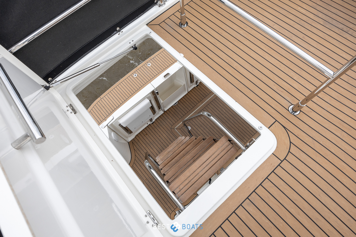 foto: 15 Beneteau Swift Trawler 30 