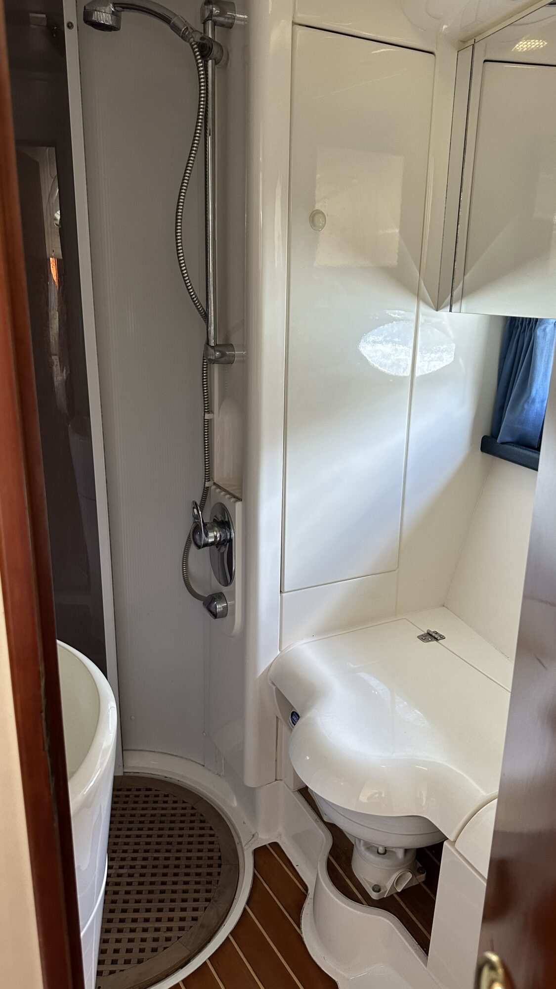 foto: 17 Fairline Fairline Phantom 40 Flybridge