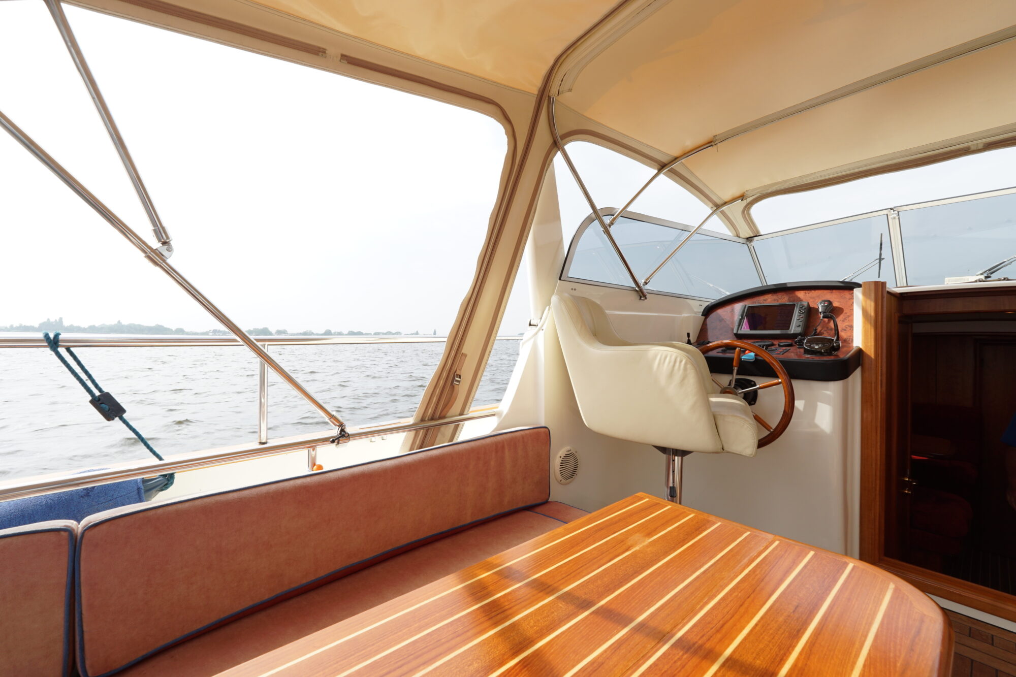 foto: 9 Tryvia Tryvia 1100 OK Cabrio Spiegeldeur