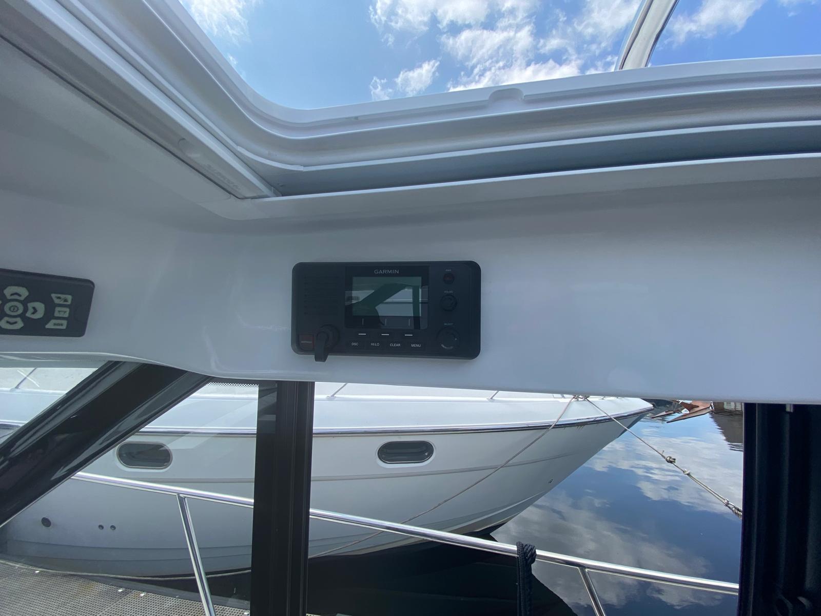 foto: 8 Jeanneau  Merry Fisher 895 offshore