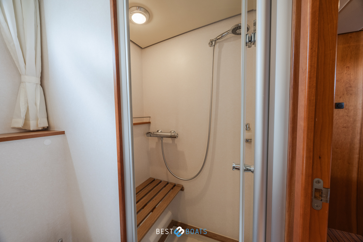 foto: 18 Linssen Grand Sturdy 43.9 AC